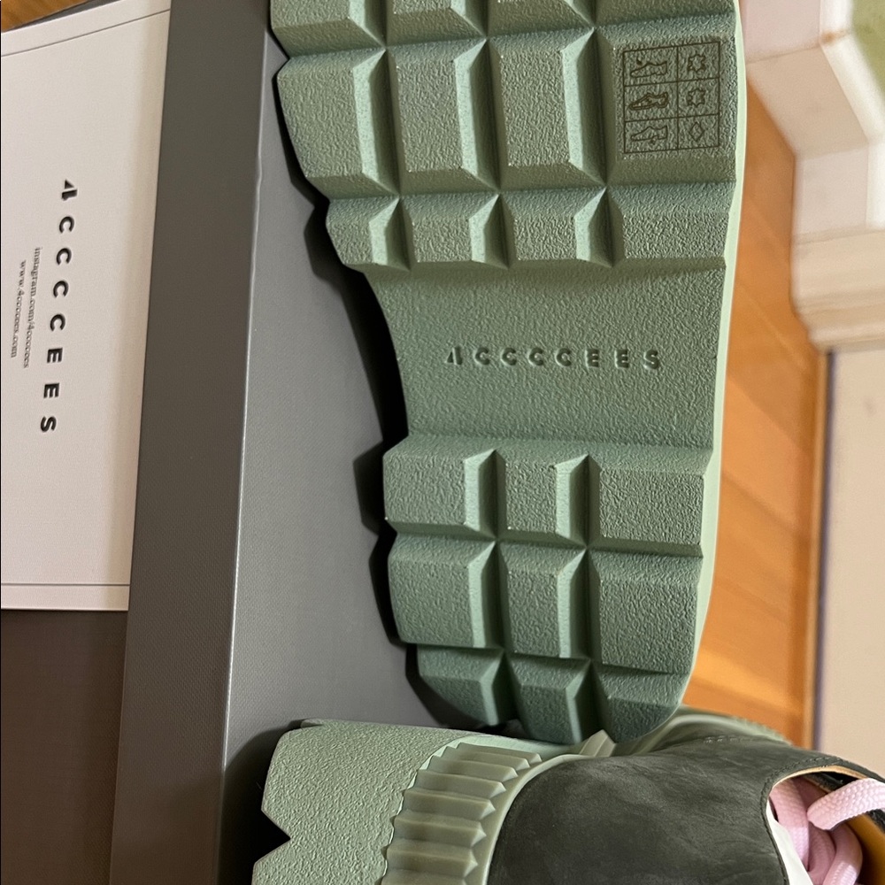Women's Green and Pink Sneakers - Picture 5 of 6